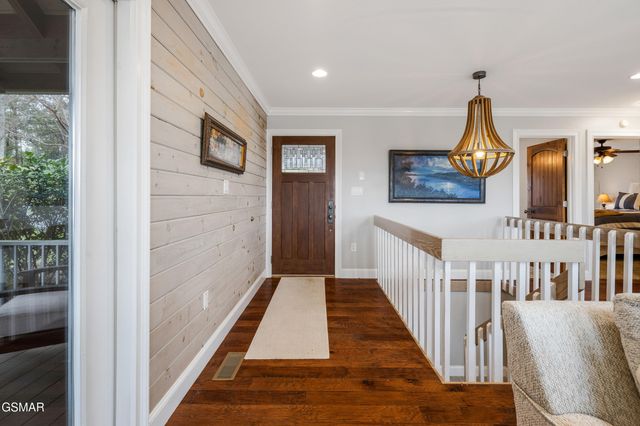 1965 McCroskey Lane, Sevierville, TN 37876