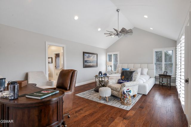 1965 McCroskey Lane, Sevierville, TN 37876