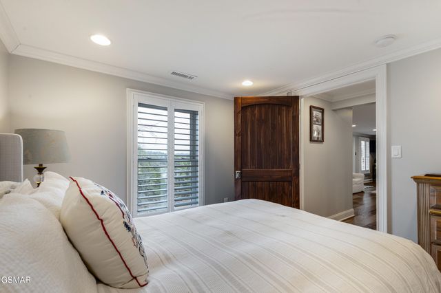 1965 McCroskey Lane, Sevierville, TN 37876