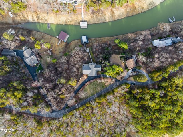 1965 McCroskey Lane, Sevierville, TN 37876