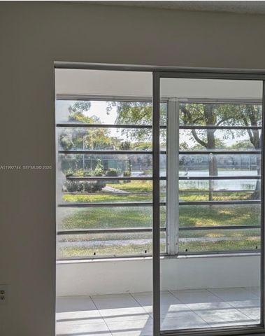 19051 NE 2nd Ave 1503, Miami, FL 33179