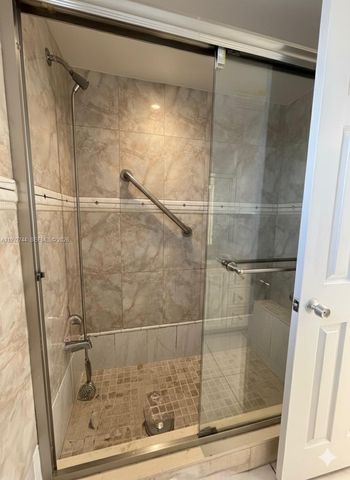 19051 NE 2nd Ave 1503, Miami, FL 33179