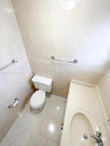 19051 NE 2nd Ave 1503, Miami, FL 33179