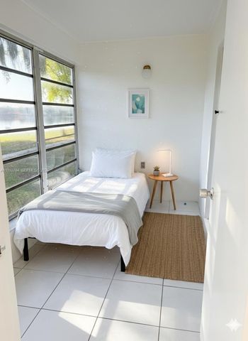 19051 NE 2nd Ave 1503, Miami, FL 33179