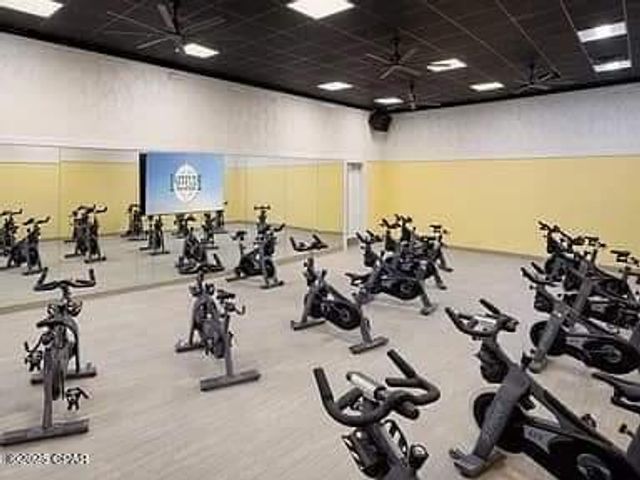 8645 Weekend Drive, Panama City Beach, FL 32413