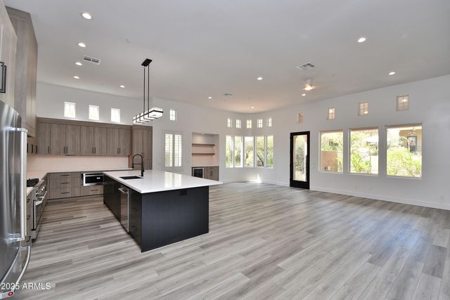 8934 E RUSTY SPUR Place, Scottsdale, AZ 85255