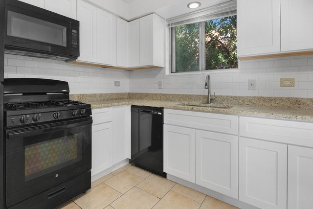 10241 S Central Avenue 1B, Oak Lawn, IL 60453