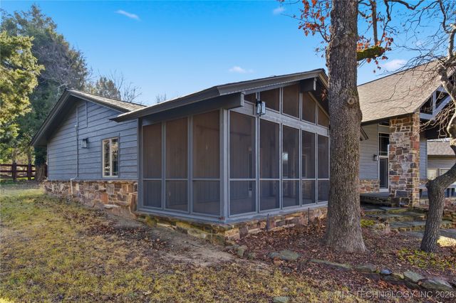 449918 E 953 Road, Vian, OK 74962