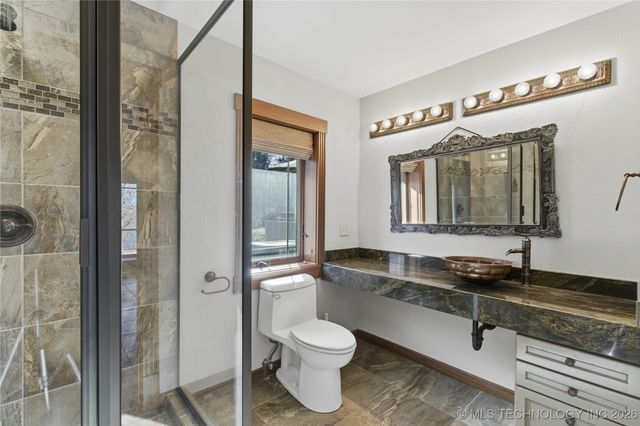 449918 E 953 Road, Vian, OK 74962