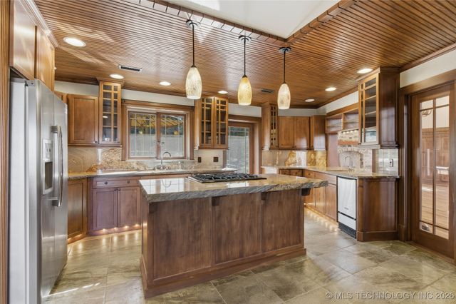 449918 E 953 Road, Vian, OK 74962