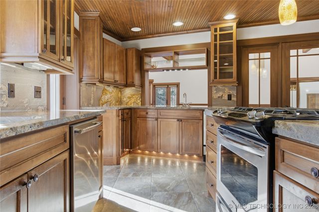 449918 E 953 Road, Vian, OK 74962