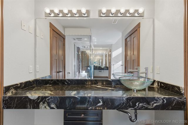 449918 E 953 Road, Vian, OK 74962