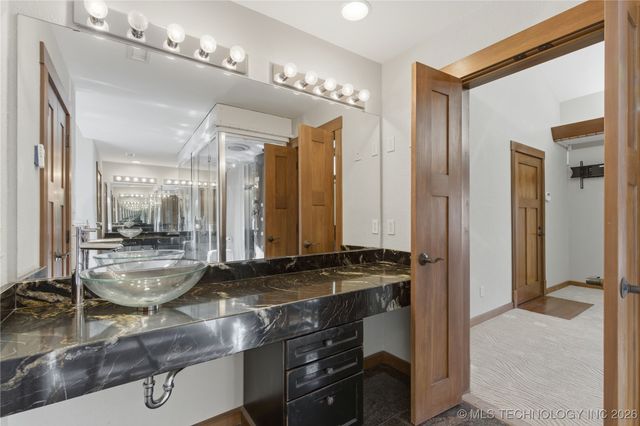 449918 E 953 Road, Vian, OK 74962