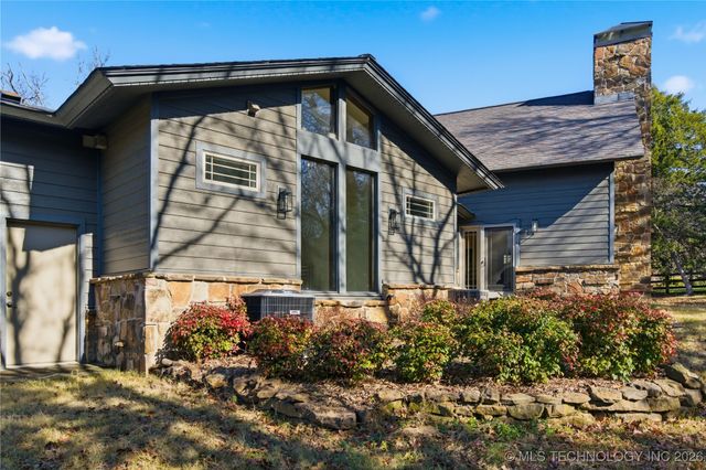 449918 E 953 Road, Vian, OK 74962