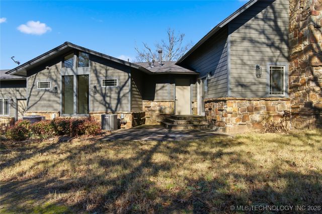 449918 E 953 Road, Vian, OK 74962