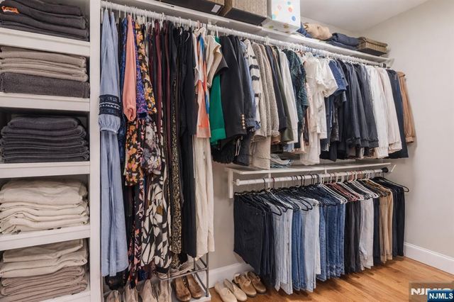 138 Summit Avenue, New Milford, NJ 07646