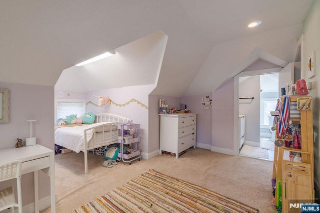 138 Summit Avenue, New Milford, NJ 07646