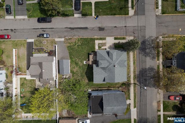 138 Summit Avenue, New Milford, NJ 07646