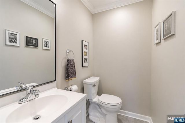 138 Summit Avenue, New Milford, NJ 07646