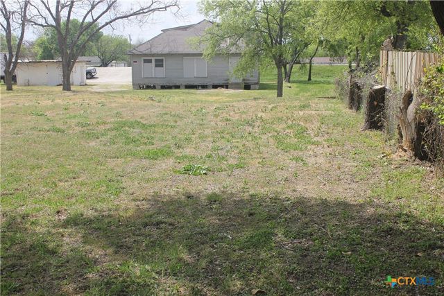 212 E Loop 340, Bellmead, TX 76705