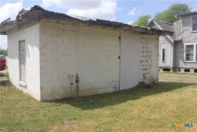 212 E Loop 340, Bellmead, TX 76705