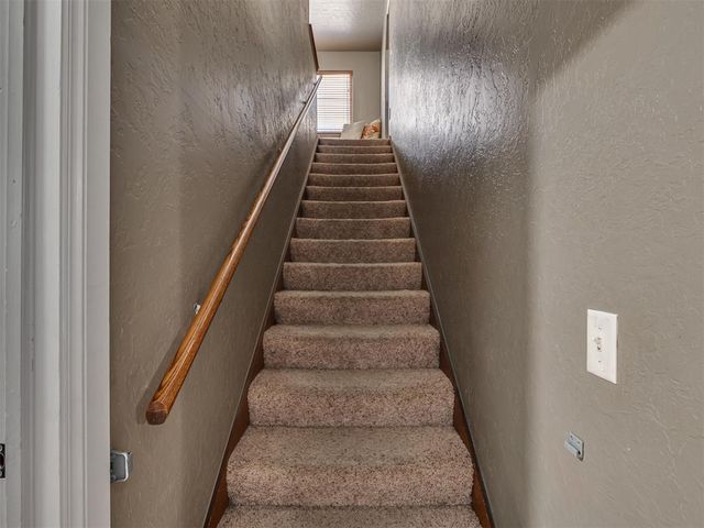 243 E Richmond Terrace, Mustang, OK 73064