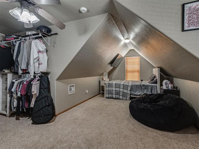 243 E Richmond Terrace, Mustang, OK 73064