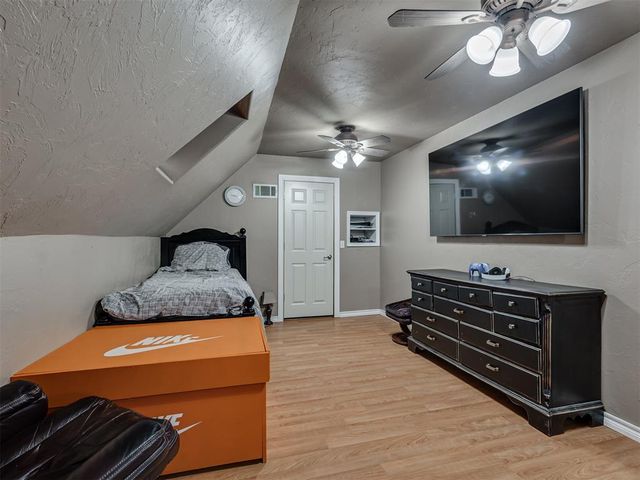 243 E Richmond Terrace, Mustang, OK 73064