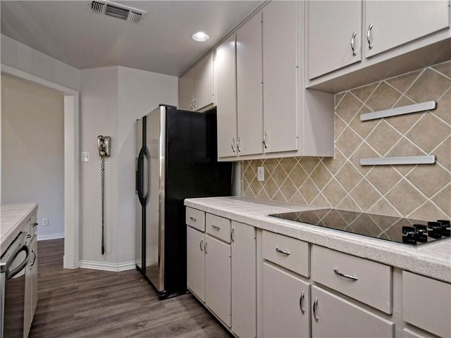1707 Spyglass DR 47, Austin, TX 78746