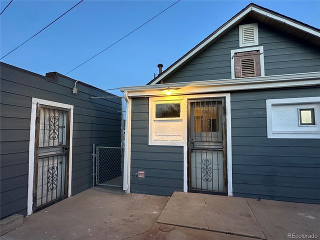 665 S Hazel Court, Denver, CO 80219