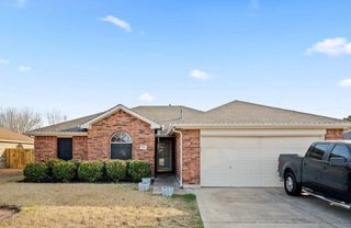 512 Mockingbird LN, Lockhart, TX 78644