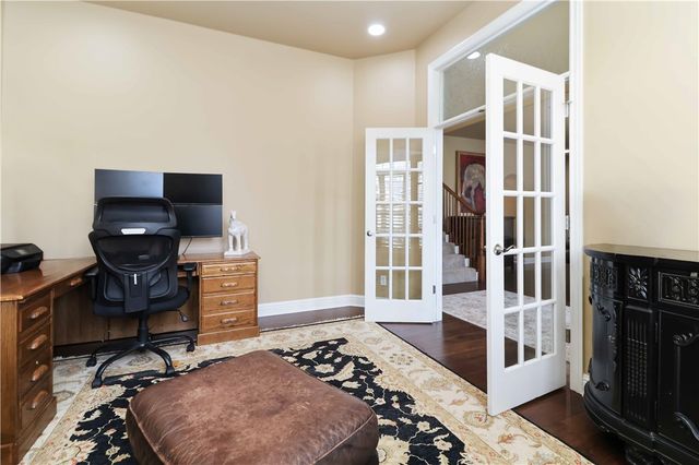 3906 NW Kensington Avenue, Bentonville, AR 72712