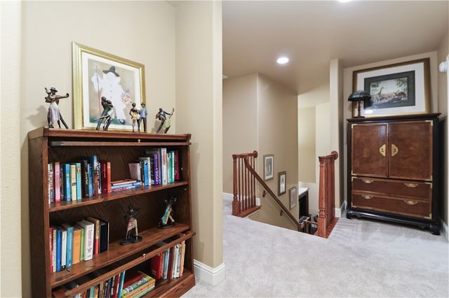 3906 NW Kensington Avenue, Bentonville, AR 72712