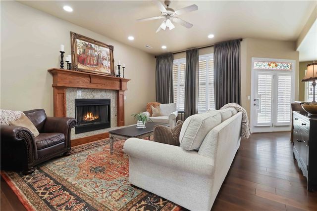 3906 NW Kensington Avenue, Bentonville, AR 72712
