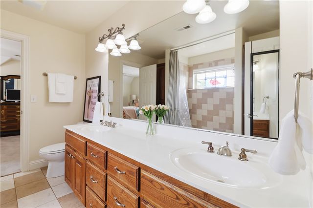 3906 NW Kensington Avenue, Bentonville, AR 72712