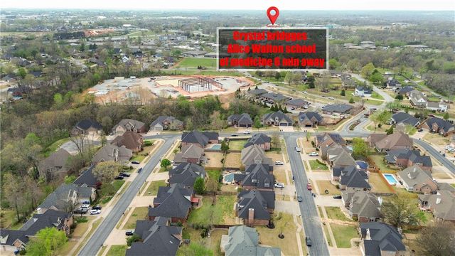 3906 NW Kensington Avenue, Bentonville, AR 72712