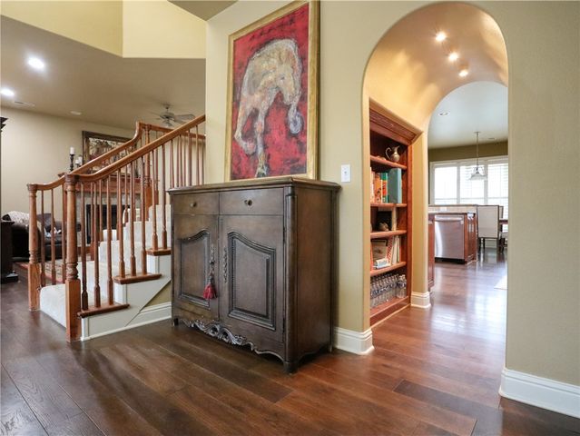 3906 NW Kensington Avenue, Bentonville, AR 72712