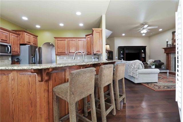 3906 NW Kensington Avenue, Bentonville, AR 72712