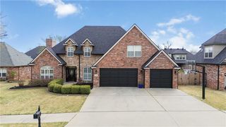 3906 NW Kensington Avenue, Bentonville, AR 72712