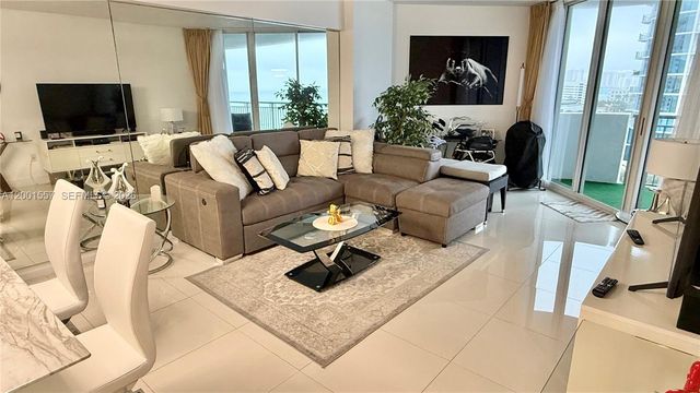 17375 Collins Avenue 1006, Sunny Isles Beach, FL 33160