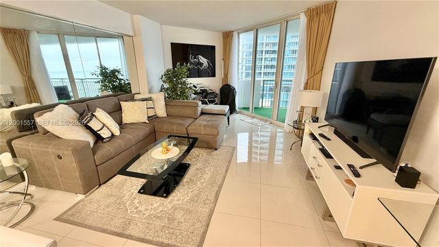 17375 Collins Avenue 1006, Sunny Isles Beach, FL 33160