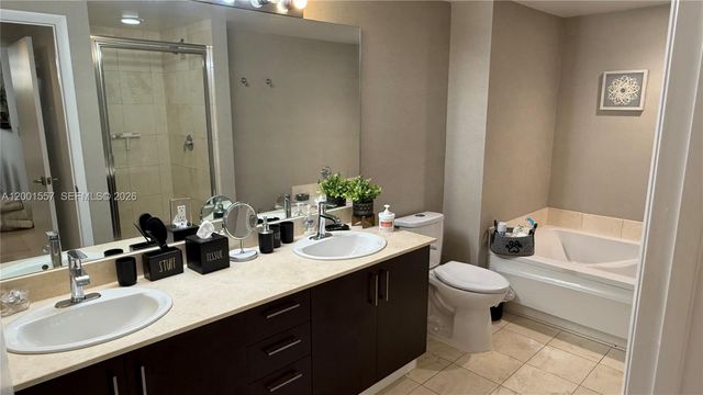 17375 Collins Avenue 1006, Sunny Isles Beach, FL 33160