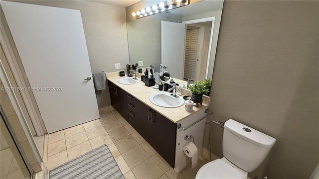 17375 Collins Avenue 1006, Sunny Isles Beach, FL 33160