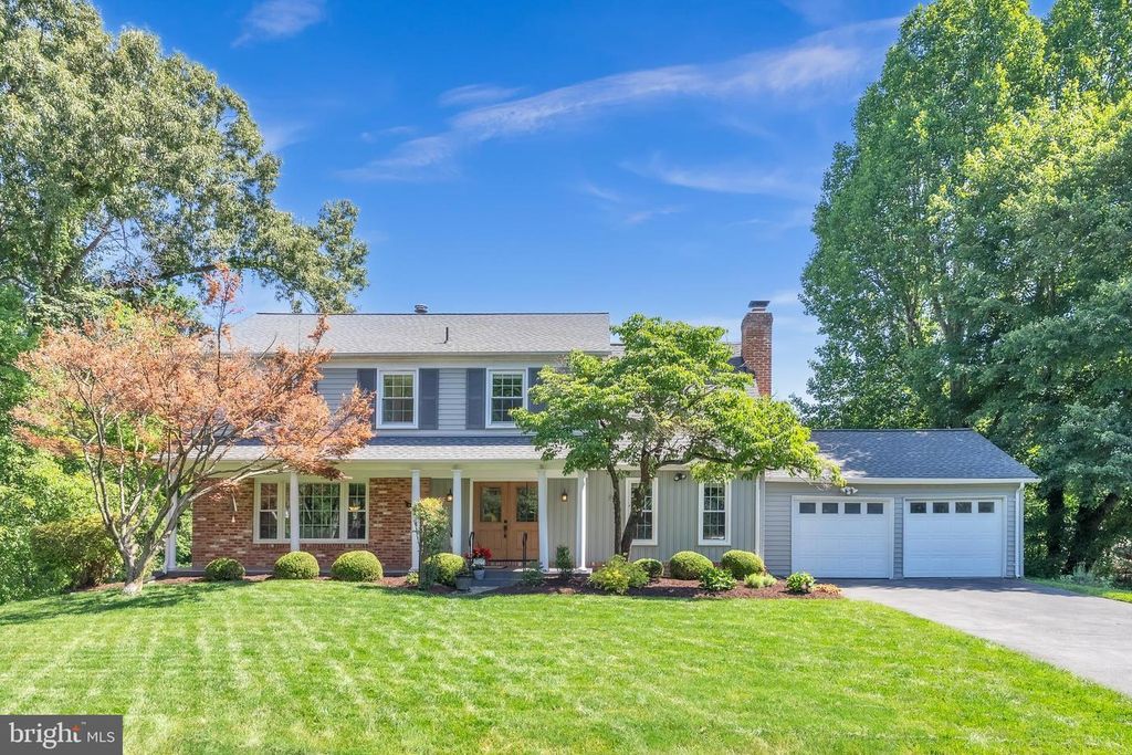 Image 1 of property listing at 8231 INVERNESS HOLLOW TER, Potomac, MD 20854