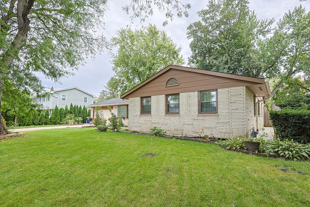 1431 Maple Lane, Elgin, IL 60123