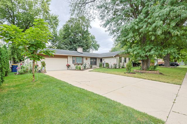 1431 Maple Lane, Elgin, IL 60123