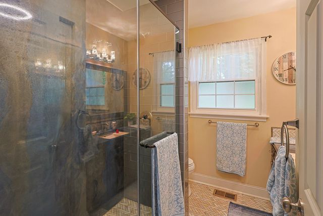 1431 Maple Lane, Elgin, IL 60123