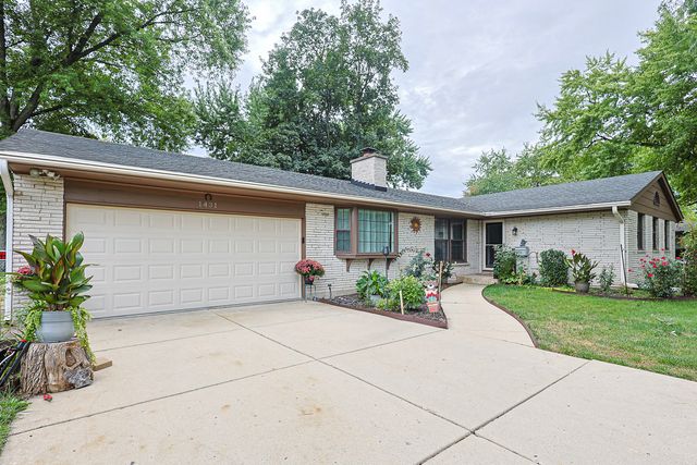 1431 Maple Lane, Elgin, IL 60123