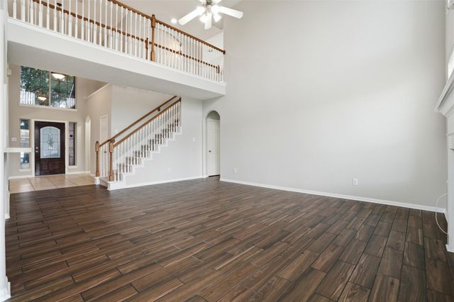 7335 Slippery Elm Lane, Houston, TX 77095