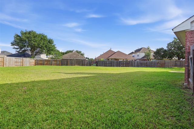 7335 Slippery Elm Lane, Houston, TX 77095